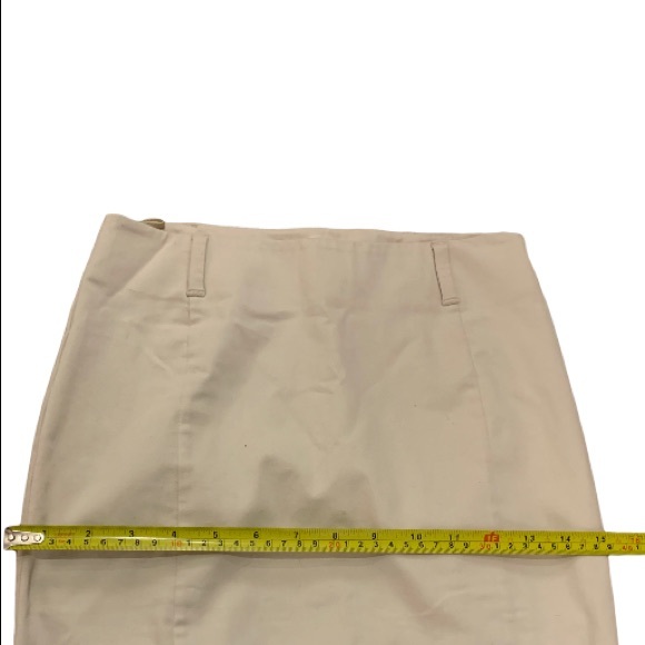 Authentic Prada Pencil Skirt in Beige size 38 - Picture 6 of 10